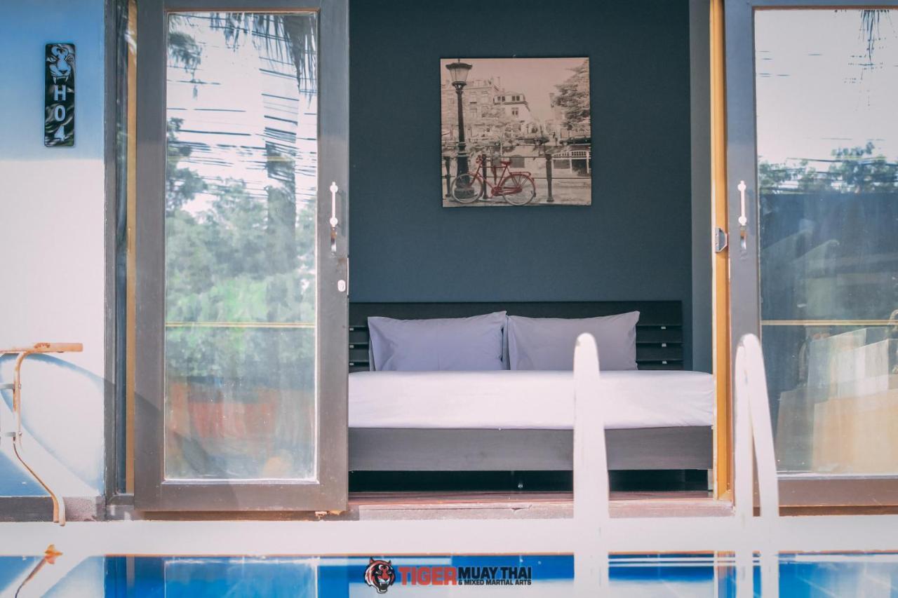 Tiger Hillside Phuket Exterior photo